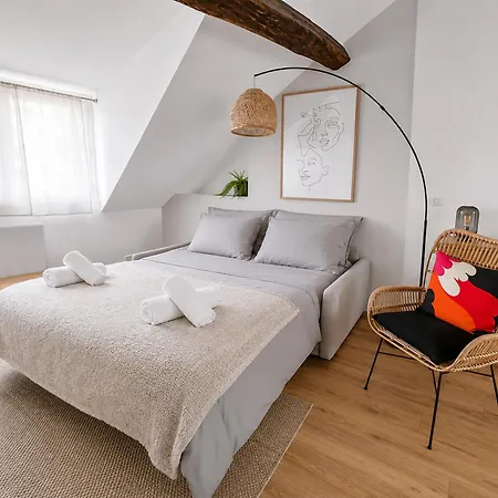 Elegance Urbaine, Coeur De St Germain, Chic & Calme Апартаменты Сен-Жермен-ан-Ле